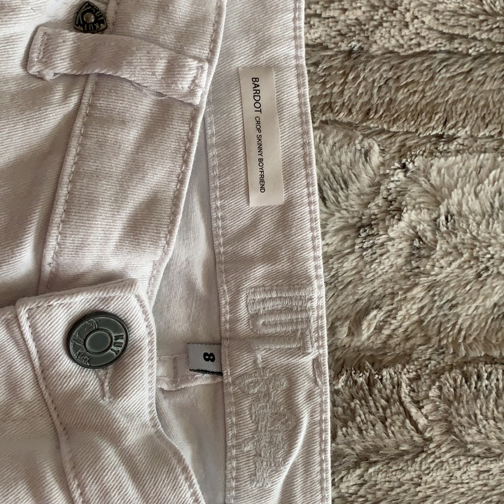 Jeans - Picture 3 of 4